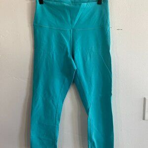 lululemon wunder under | 8